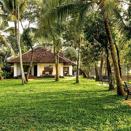 Paadam By The Backwaters Kumarakom Buitenkant foto