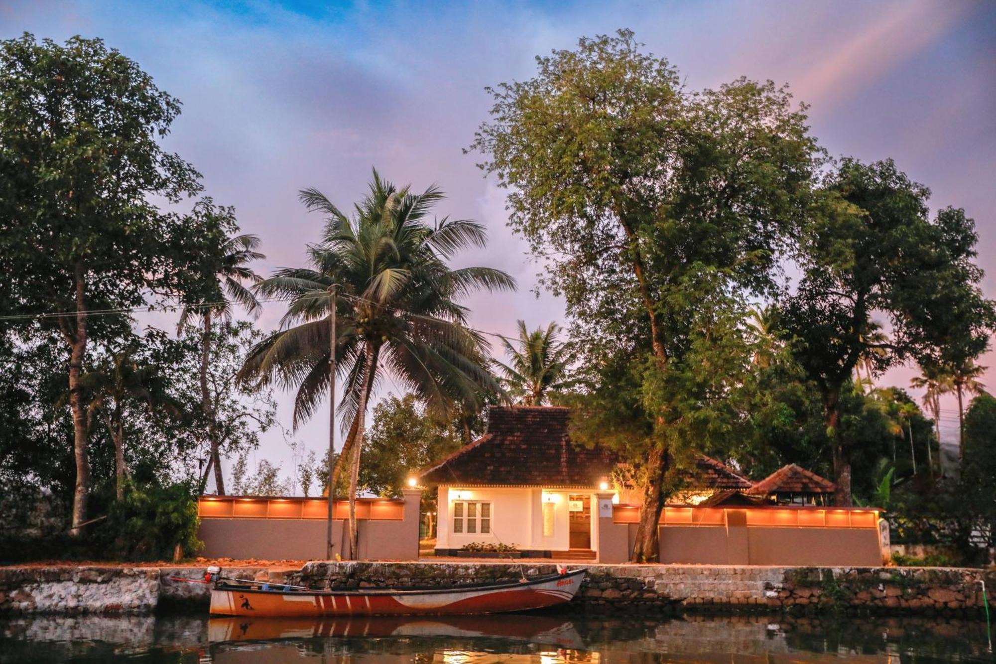 Paadam By The Backwaters Kumarakom Buitenkant foto