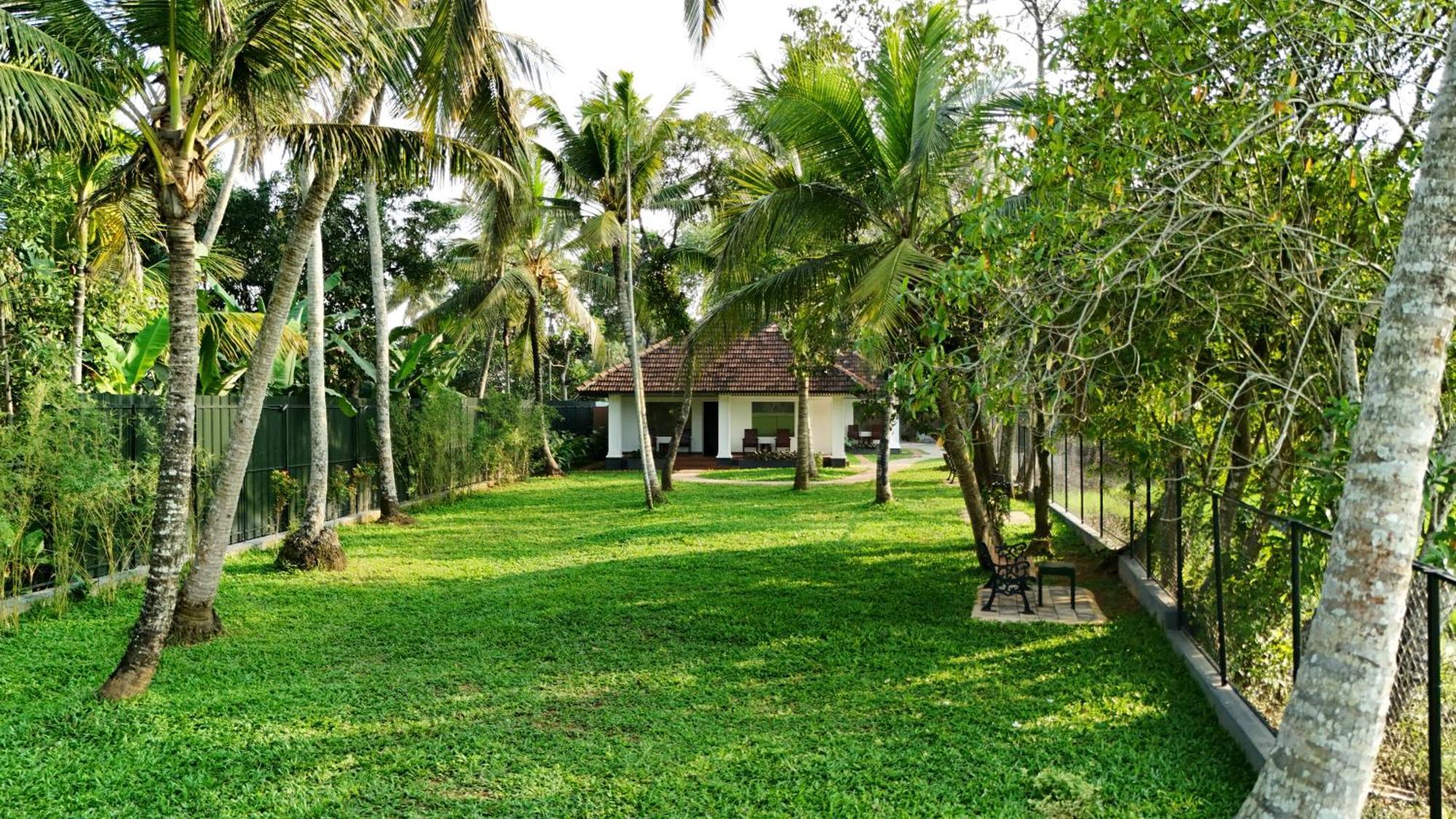 Paadam By The Backwaters Kumarakom Buitenkant foto